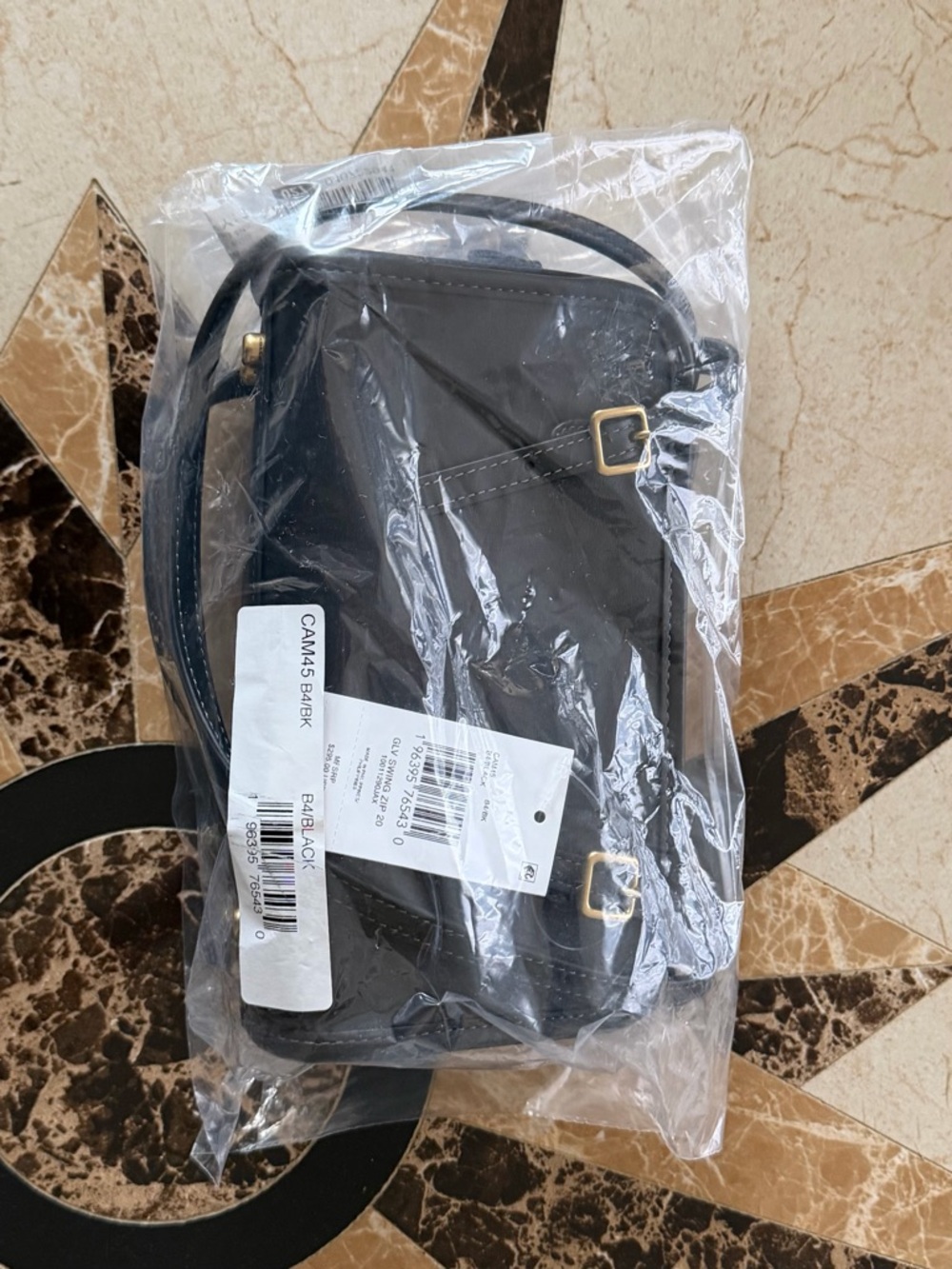 Coach Swing Zip Shoulder Bag 20